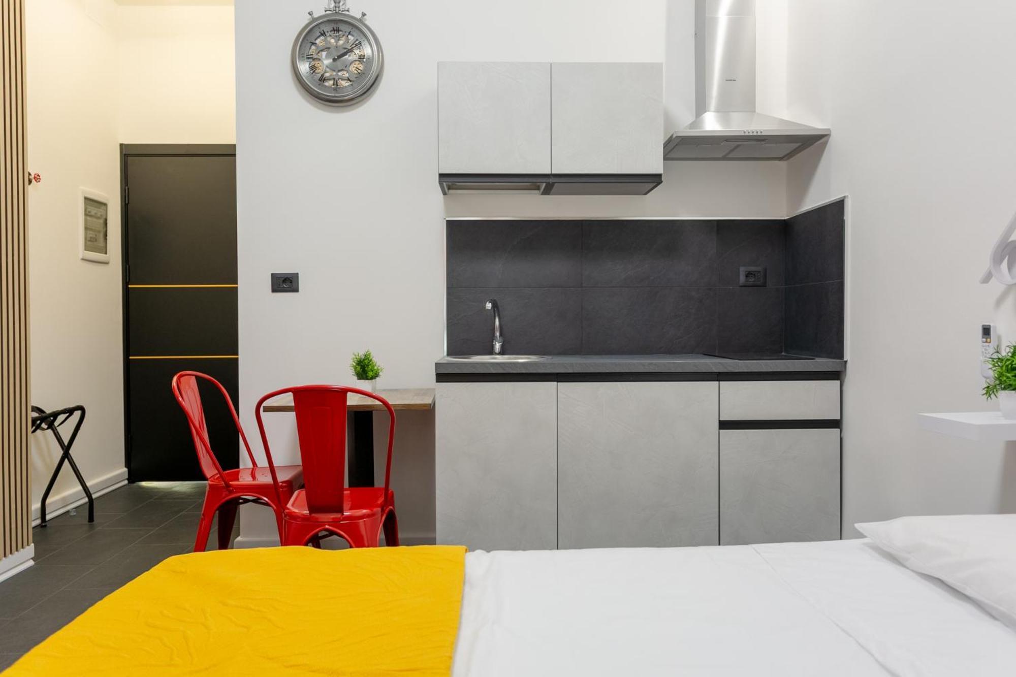 Le Regine - - Adult Only * Roma